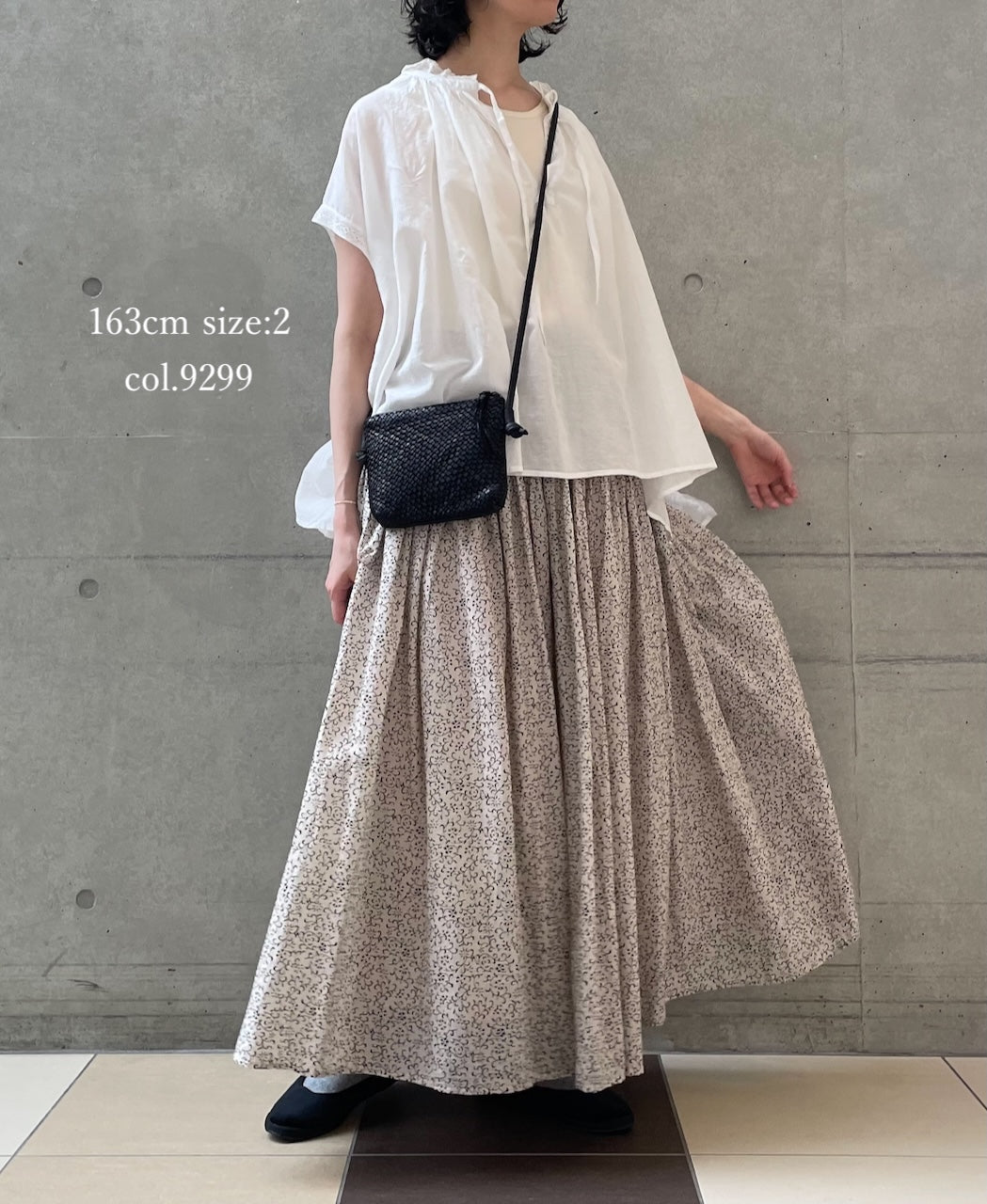 INMDS26123 POWER LOOM COTTON VOILE ARABESQUE HAND SCREEN PRINT FLARED SKIRT WITH PINTUCK