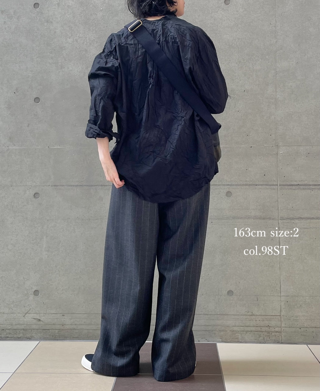 GNMDS2502WS WOOL SERGE 2TUCK WIDE EASY PANTS