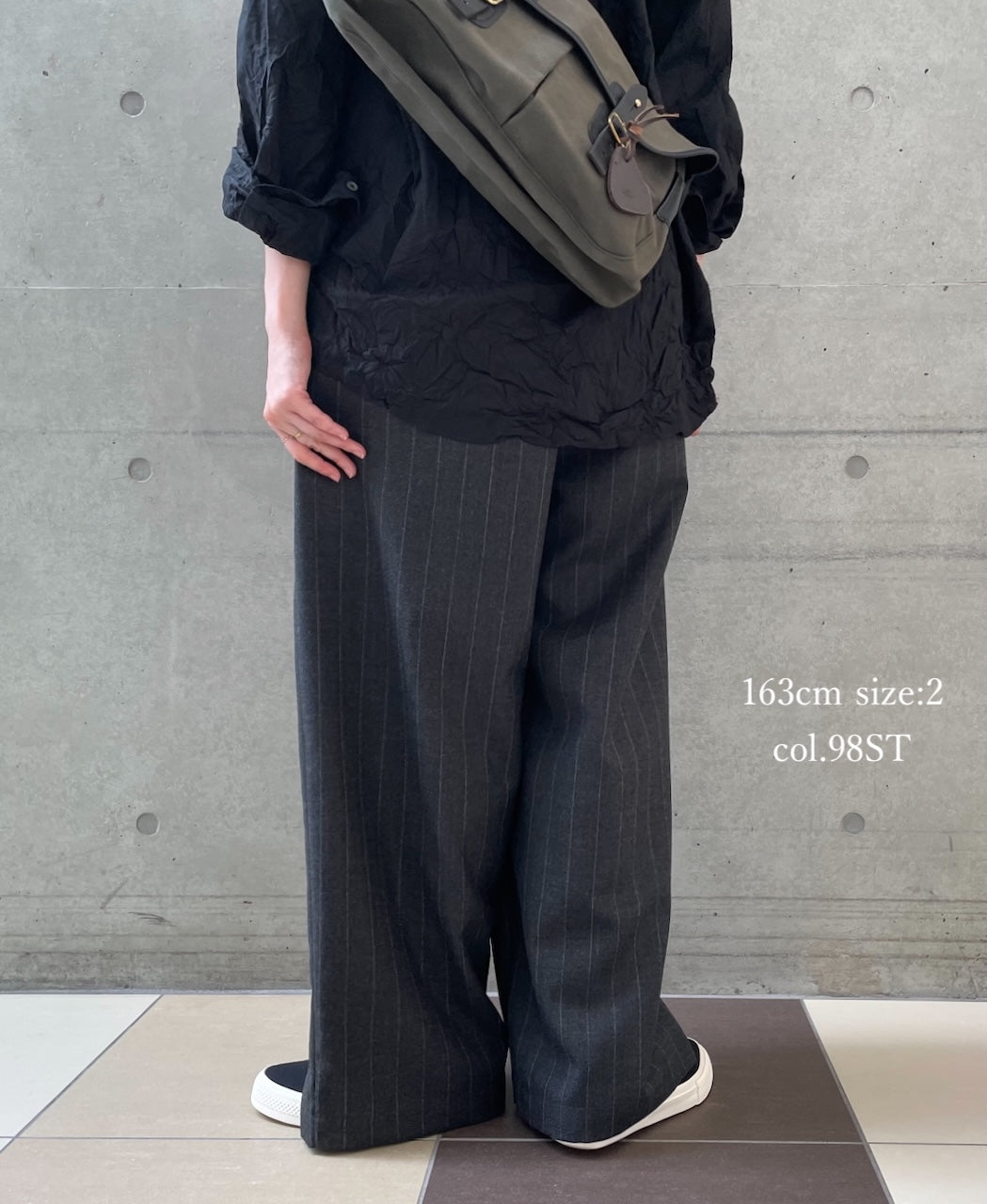 GNMDS2502WS WOOL SERGE 2TUCK WIDE EASY PANTS