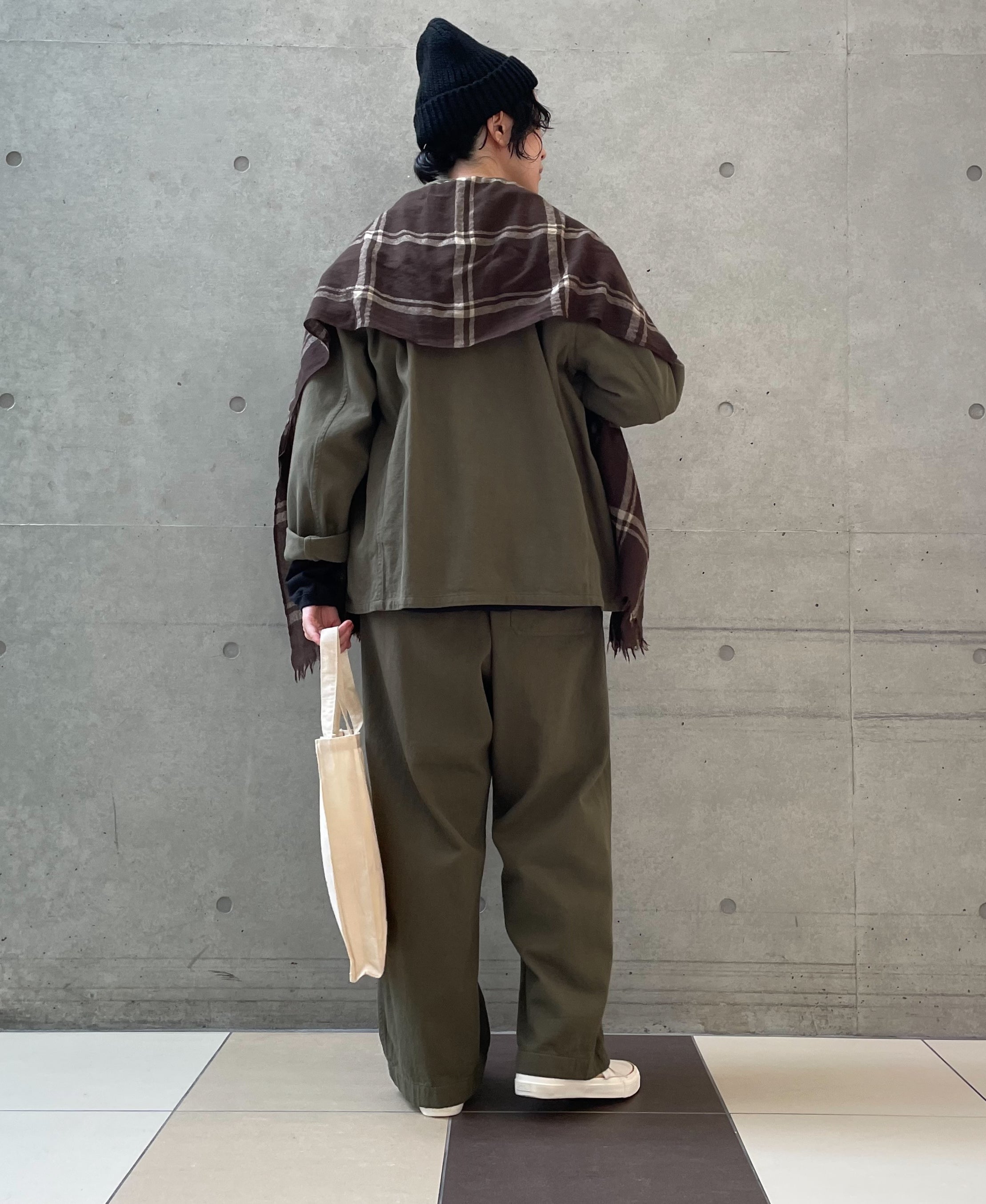 163cm　size:44　col.4860