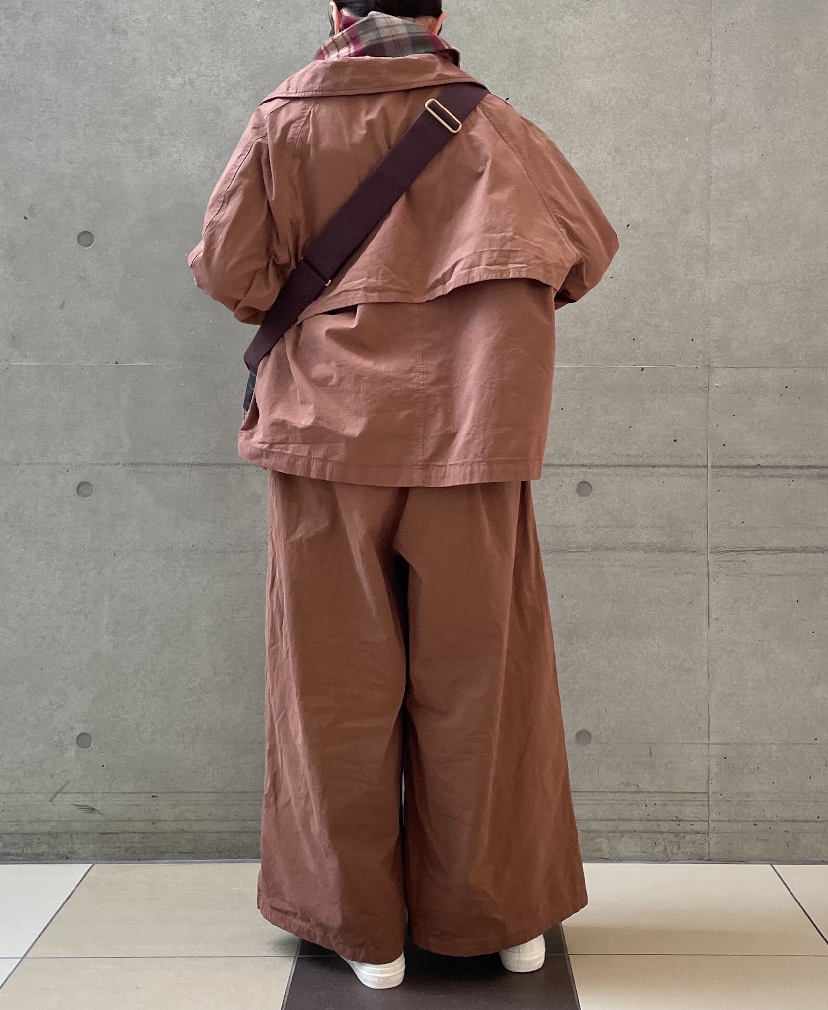 153cm　size:44　col.8805