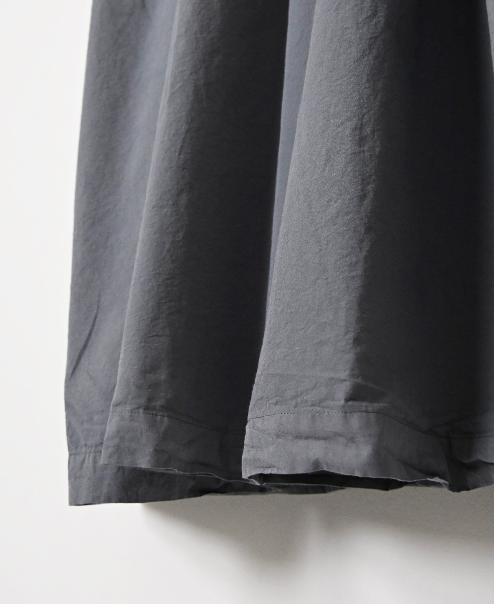 INAM2653PD 40s POPLIN OVERDYE BOAT NECK L/SL ONE-PIECE