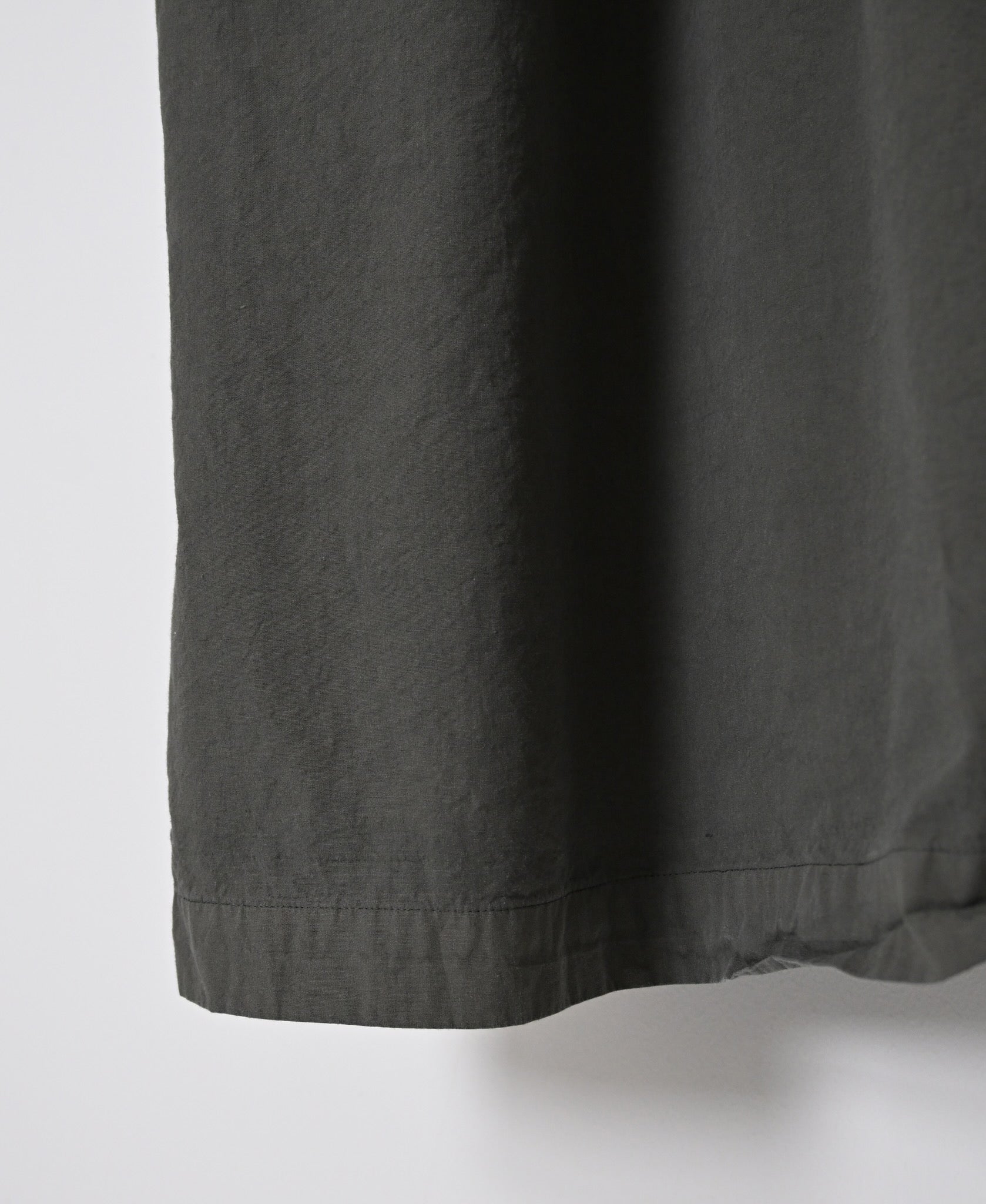 INAM2653PD 40s POPLIN OVERDYE BOAT NECK L/SL ONE-PIECE