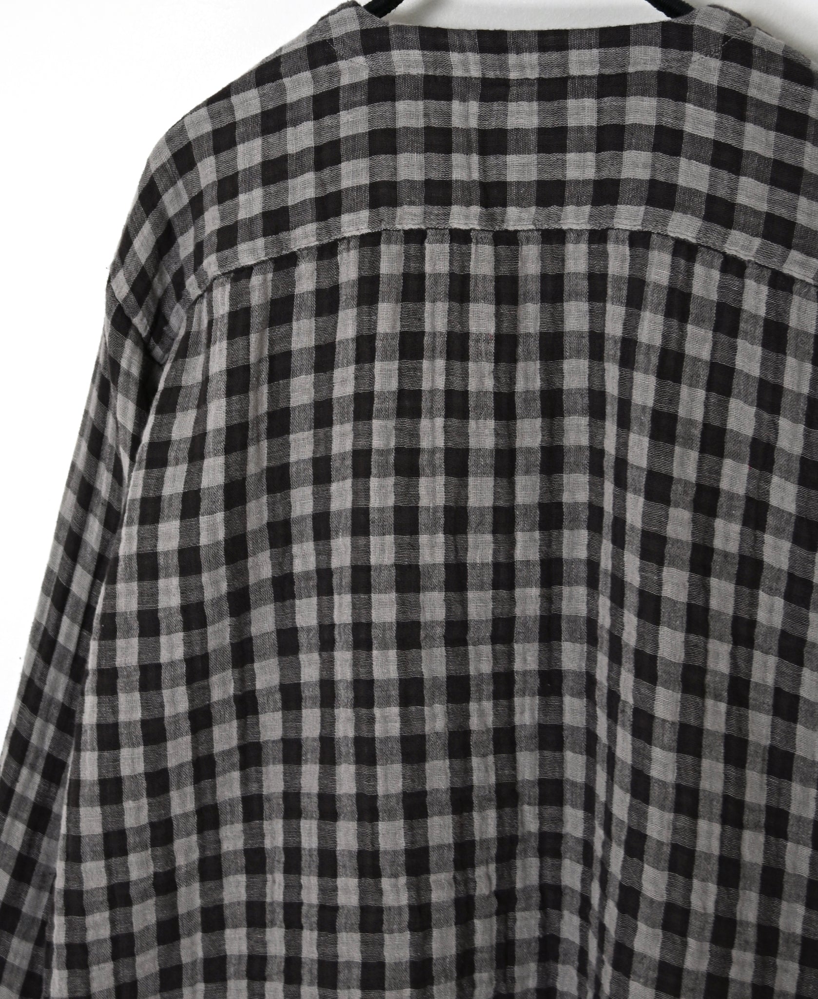 INAM2683DGD COTTON DOUBLE GAUZE CHECK OVERDYE CREW NECK CARDIGAN