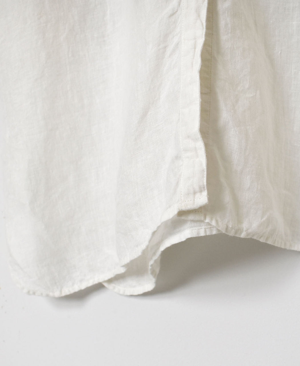 INMDS26002D 60s AUTOLOOM LINEN PLAIN OVERDYE FRILL COLLAR LONG SHIRTS