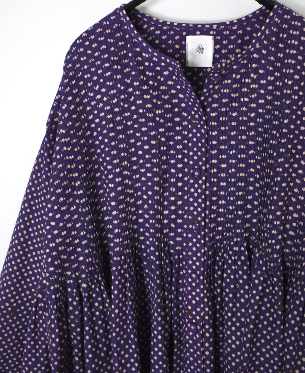 INMDS26083 80s VOILE SQUARE BLOCK PRINT CREW NECK BUTTON SHIRTS WITH MINI PINTUCK