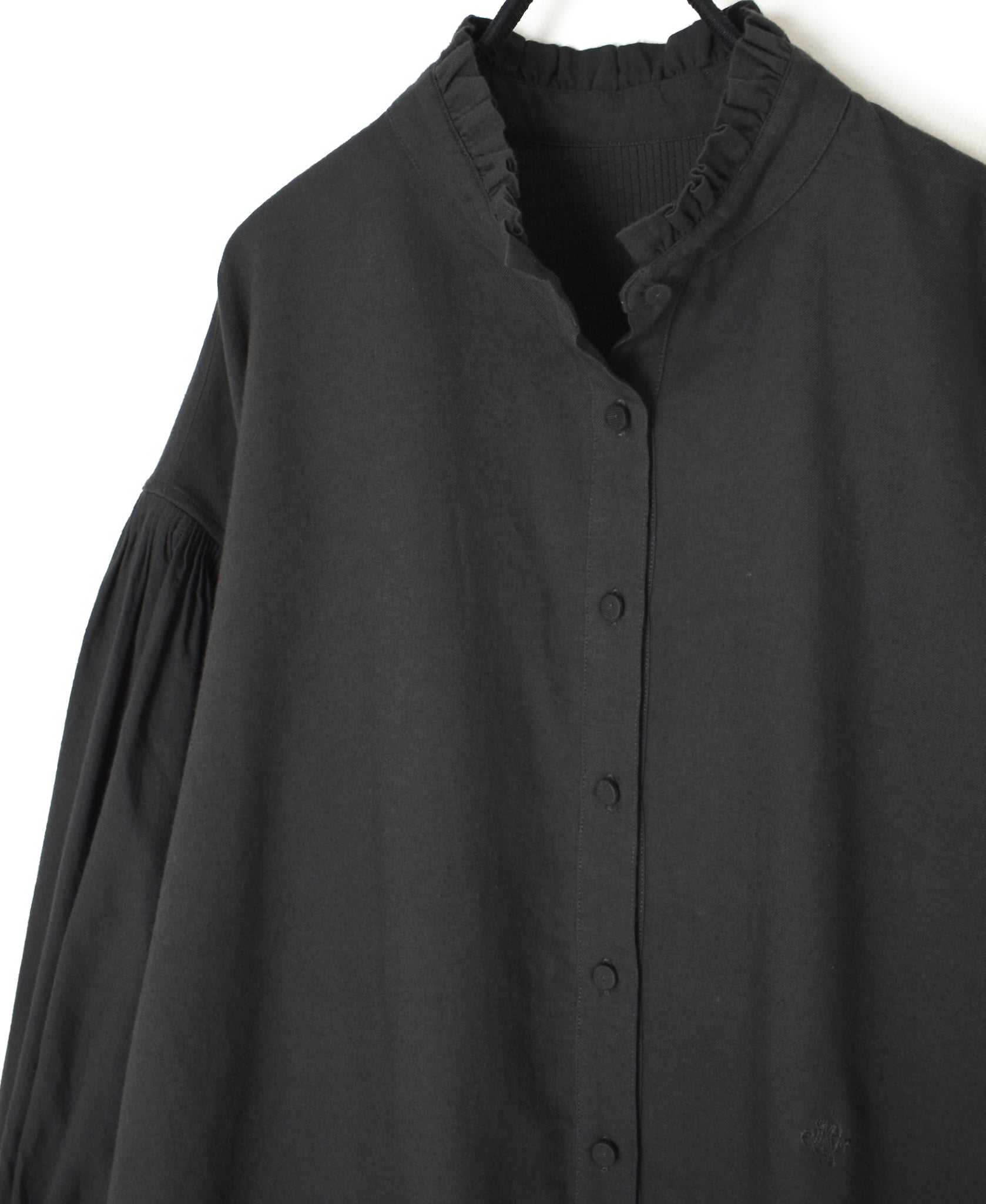 INMDS26702 TWILL COTTON KHADI PLAIN FRILL COLLAR SHIRTS WITH MINI PINTUCK