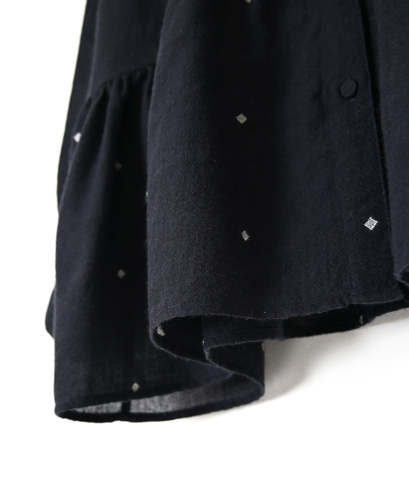 INMDS26761 BOILED WOOL SQUARE JACQUARD REGULAR COLLAR GATHERED SHIRTS
