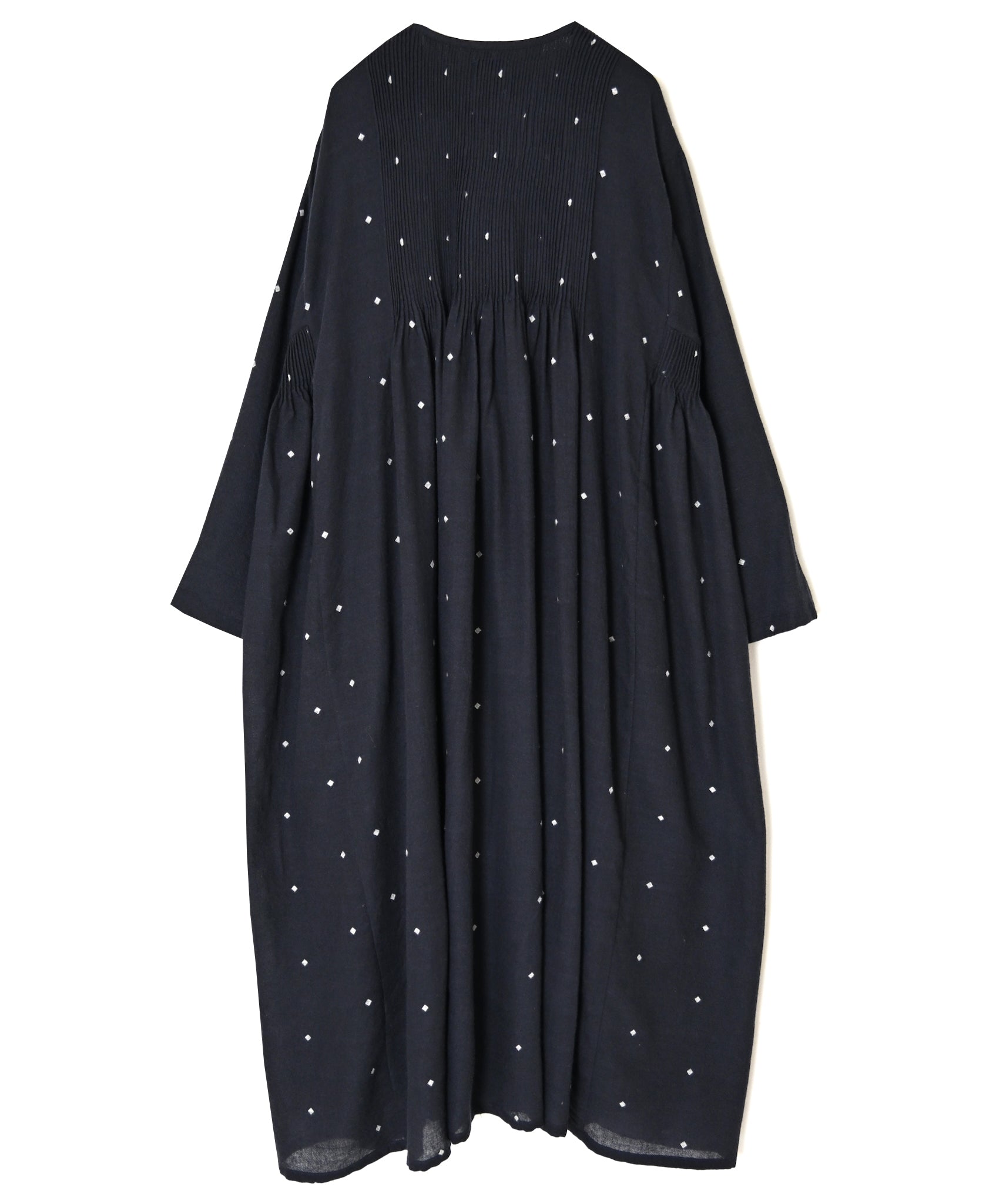 INMDS26764 BOILED WOOL SQUARE JACQUARD CREW NECK DRESS WITH MINI PINTUCK