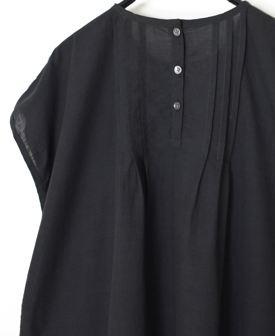 INSL26342 80s VOILE PLAIN WITH CUT WORK LACE CREW NECK FRENCH/SL SHIRTS WITH PINTUCK