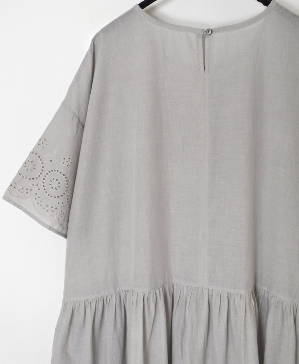 INSL26343 80s VOILE PLAIN WITH CUT WORK LACE CREW NECK PULLOVER DRESS