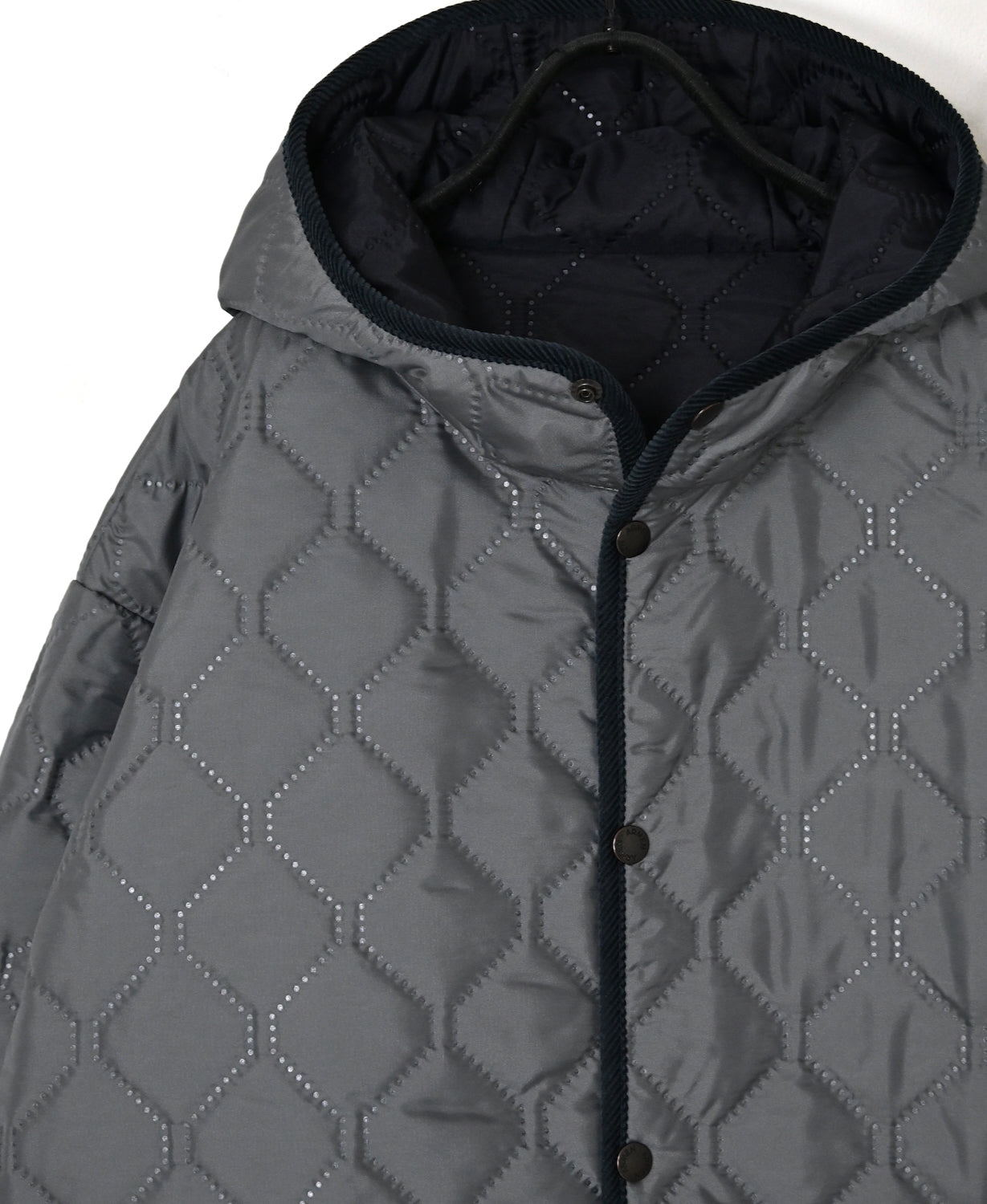 NAM2562PP PLAIN POLYESTER×PLAIN POLYESTER OVERSIZED MID-LENGTH HOODED COAT WITH RIBBED CUFF