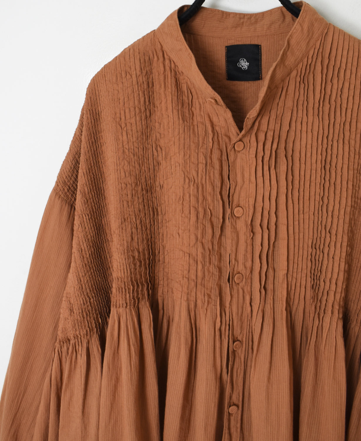 NMDS26512D 80s ORGANIC VOILE STRIPE (OVERDYE) MINI PINTUCK BANDED SHIRT