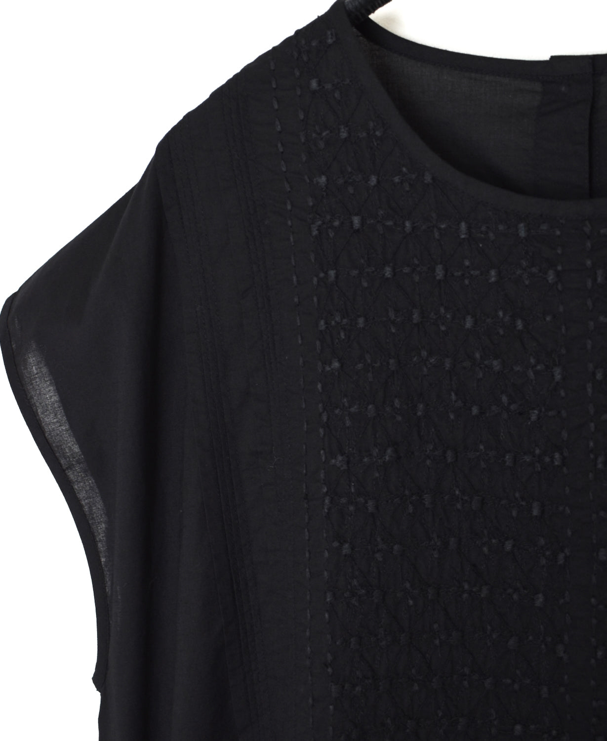 NMDS26523 60s ORGANIC CAMBRIC WITH EMB FRENCH/SL BACK OPENING DRESS