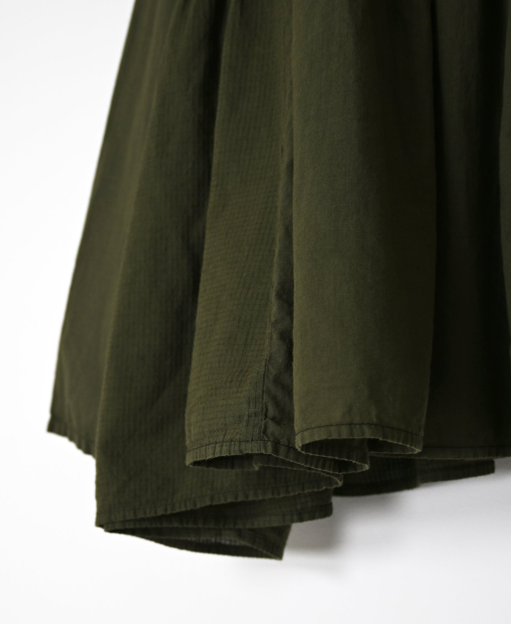 NMDS26603D ORGANIC MICRO CHK&VOILE PLAIN PATCHWORK OVERDYE CREW-NECK BUTTON SHIRT WITH PINTUCK