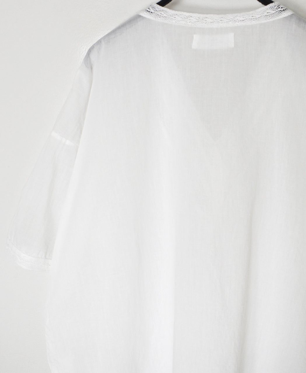 NSL24032 80s COTTON VOILE LACE V-NECK LACE S/SL PULLOVER