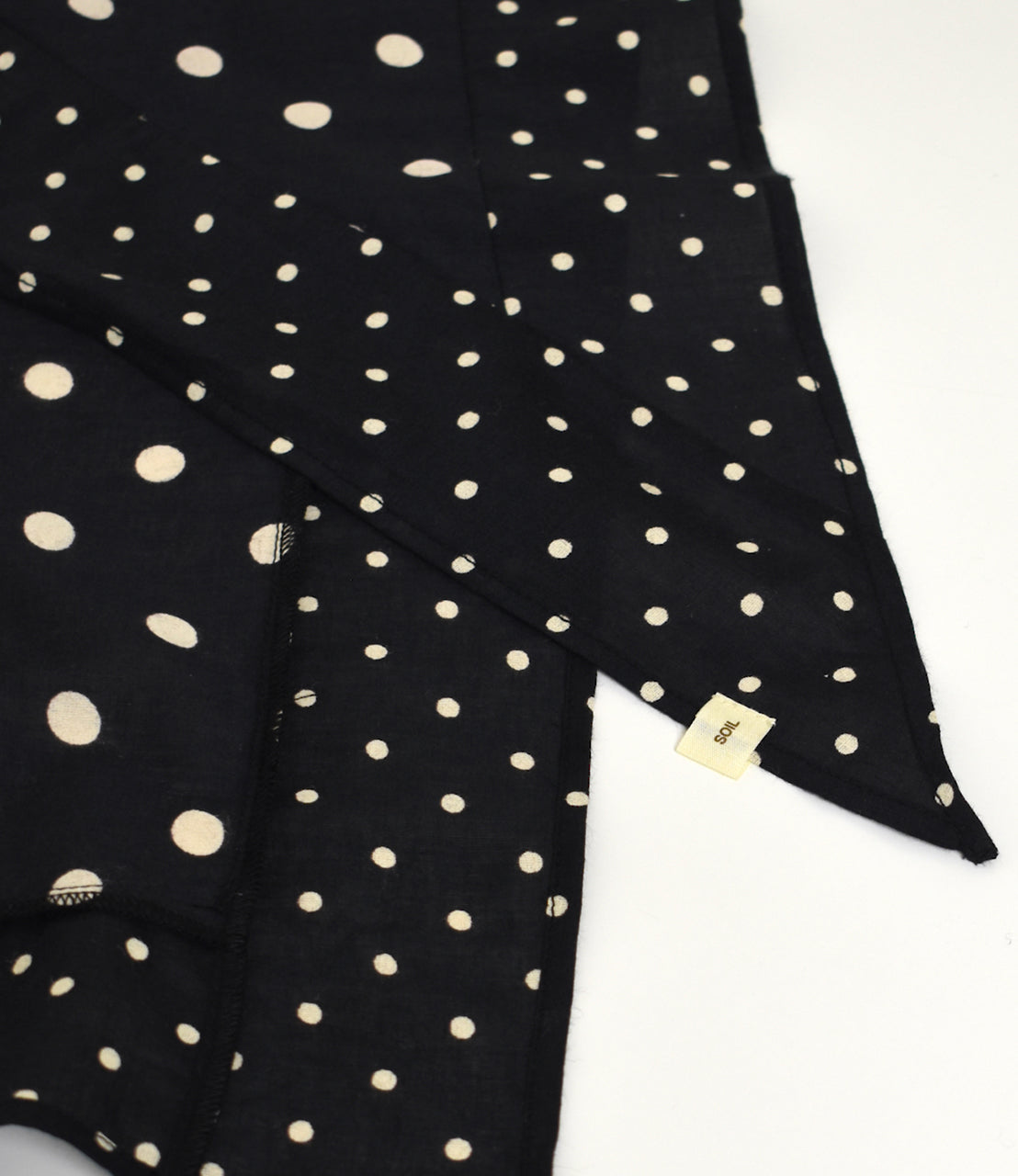 NSL26058 80s COTTON VOILE DOT PRINT TRIANGLE STOLE