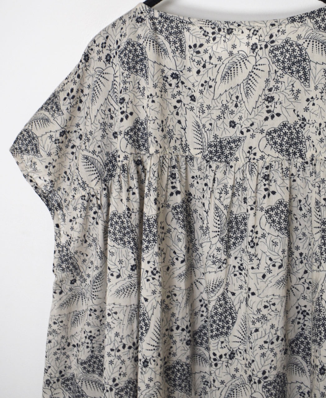 NSL26062 80s VOILE LEAF & FLOWER PRINT FRENCH/SL BACK SIDE GATHERED SMOCK