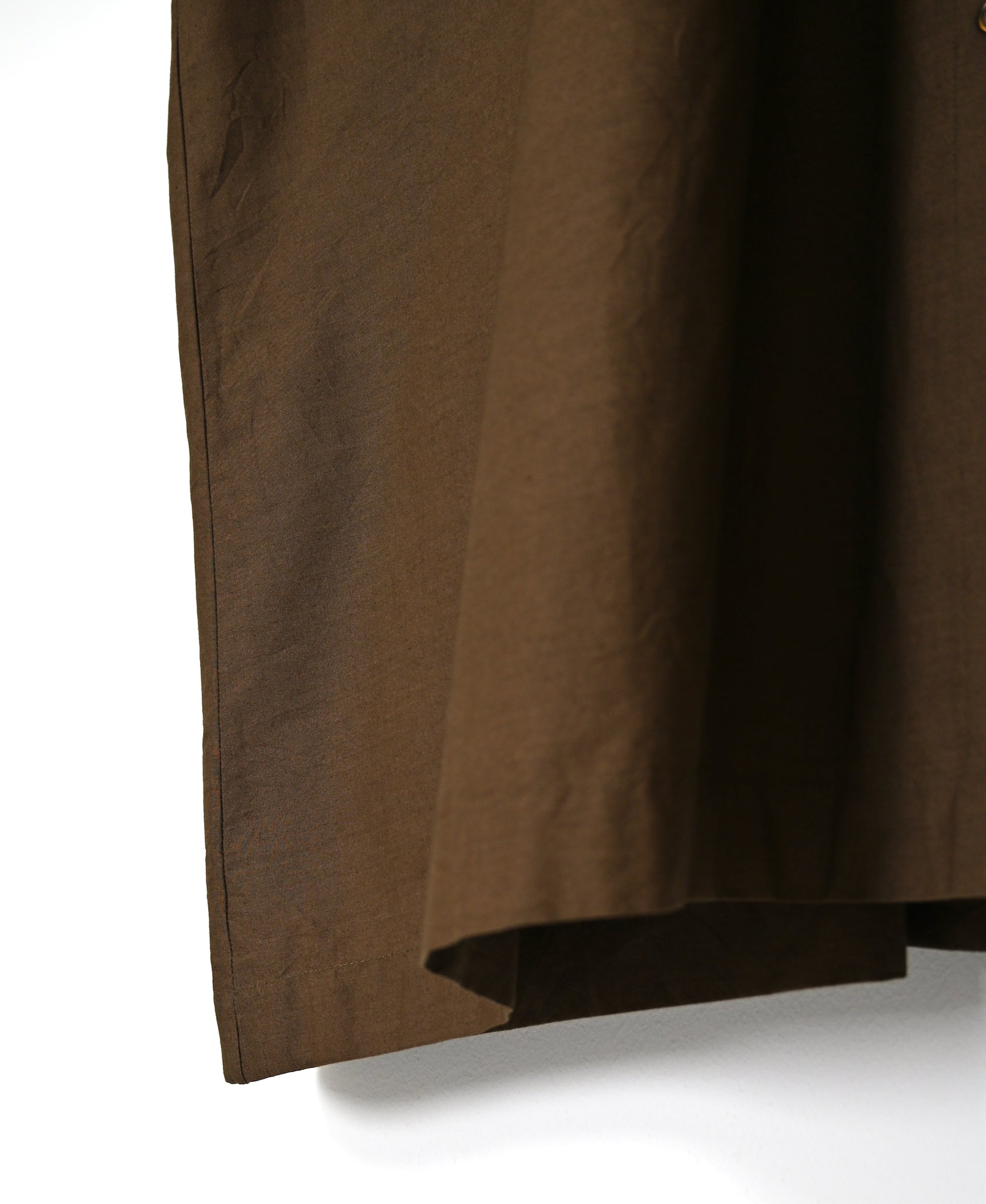 NSL26523 40s COTTON POPLIN PLAIN BAND COLLAR BACK SIDE GATHERED DRESS