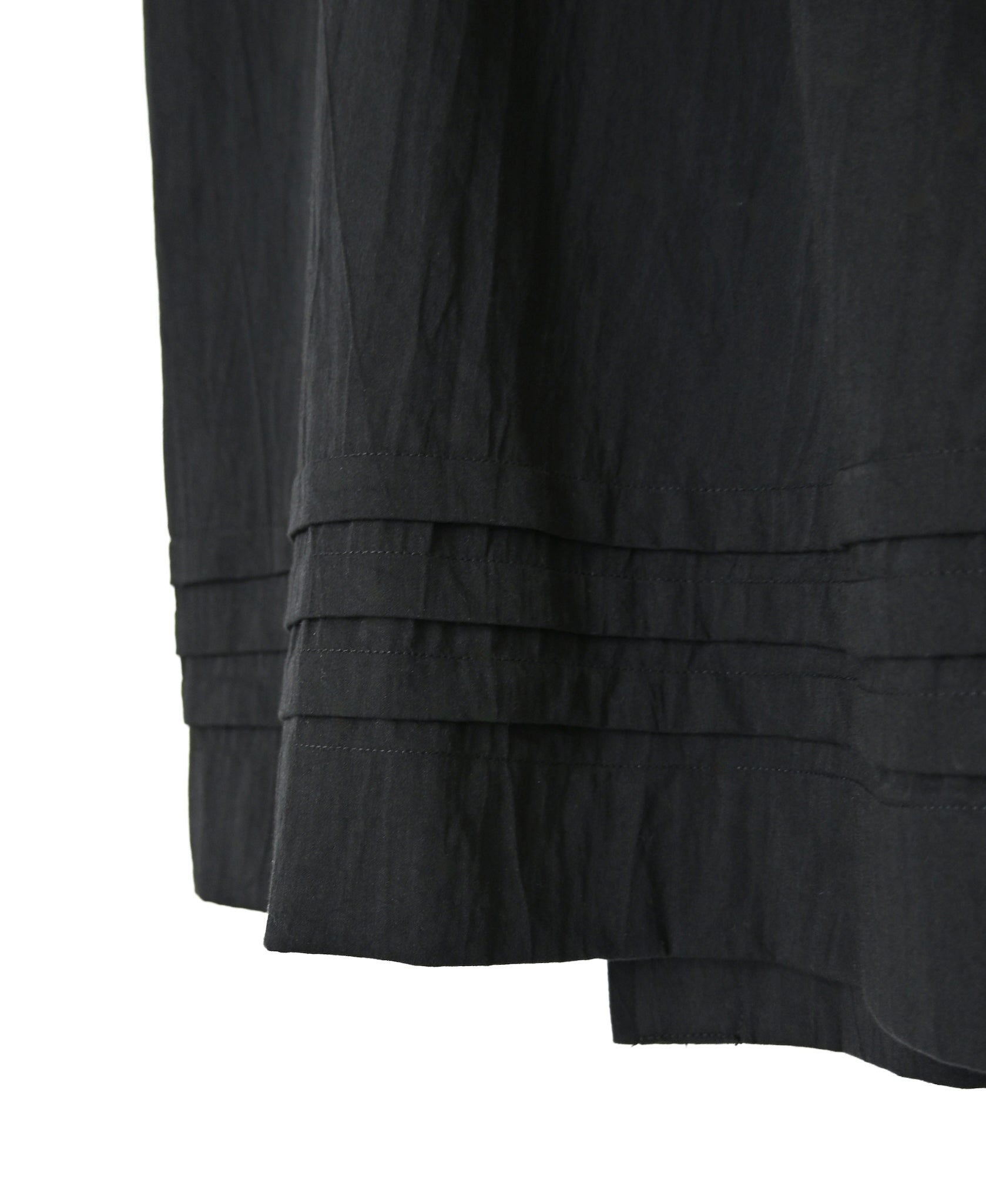 NSL26563 COTTON SATIN PLAIN CACHE COEUR DRESS WITH PLEATS