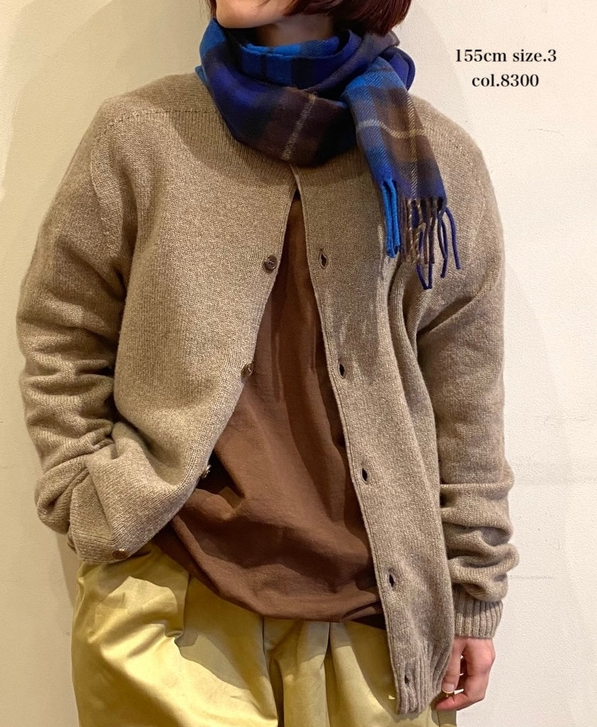 JNAMP2651 SUPER FINE LAMBSWOOL CREW NECK SADDLE SHOULDER CARDIGAN